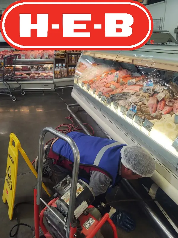 Video demostrativo de limpieza de coladeras en HEB